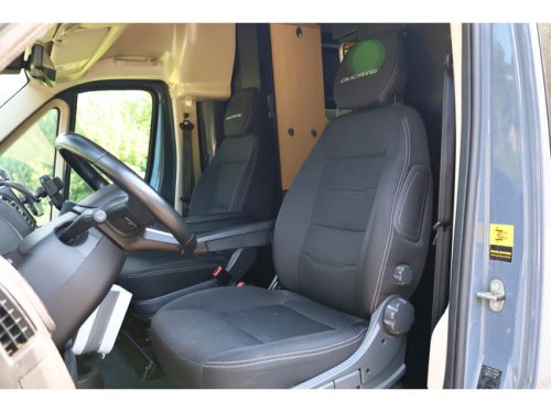 Autocaravana Fiat FIAT DUCATO Ducato 2.3 140 CV AUTOM&Aacute;TICA CARPLAY Autocaravana Magn&iacute;fica Autoconstrucci&oacute;n 2023 foto: 16