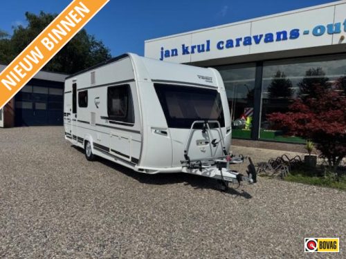 Fendt Bianco Selection 515 SKM awning bike rack thule