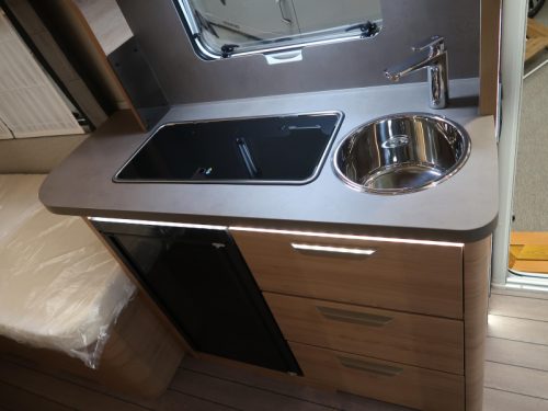 Knaus Sudwind Black Selection 500 EU !! BED OF 217CM LONG !!! photo: 13