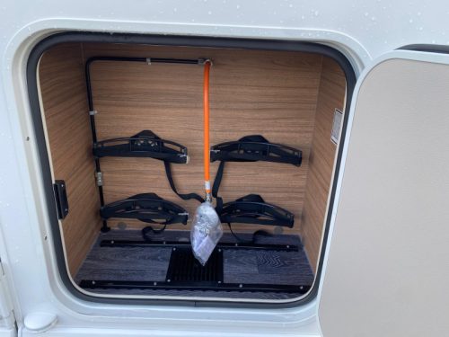 Knaus Van TI 650 MEG Aire Acondicionado 230V, Enganche de remolque foto: 17