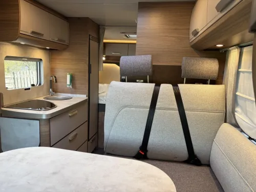 Knaus L!ve Ti 650 MEG Low single beds 180hp photo: 12