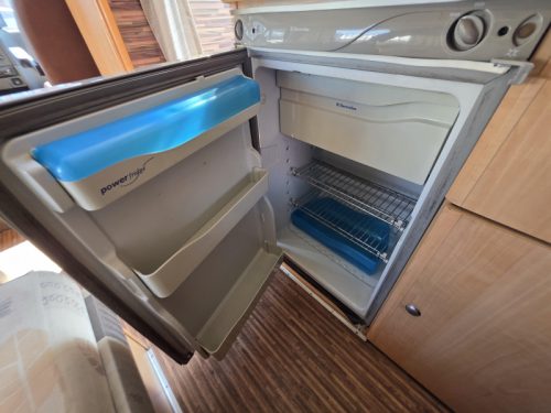 Chausson Welcome 70 2.8JTD 2002 Motorhome photo: 7