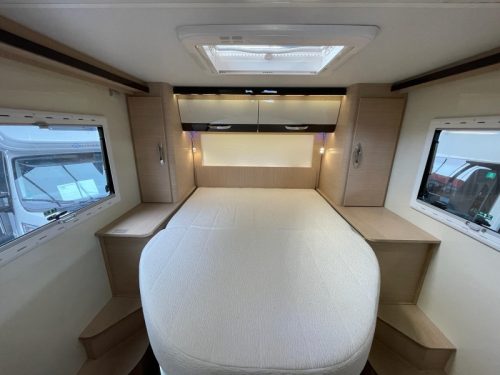 McLouis Nevis 79 G Queen bed Drop-down bed photo: 17