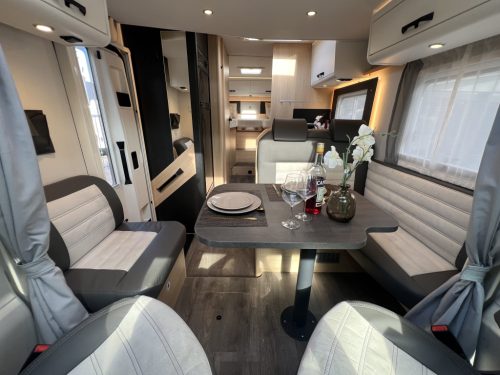 Sunlight T68 Adventure Edition 9T AUT ENKELE BEDDEN+HEFBED foto: 16
