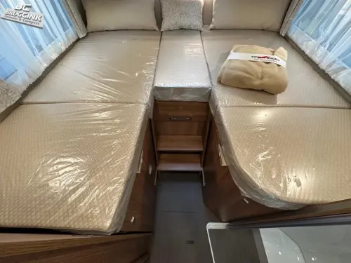 Carthago C2-Tourer 145 RB -LE COMFORT Foto: 18