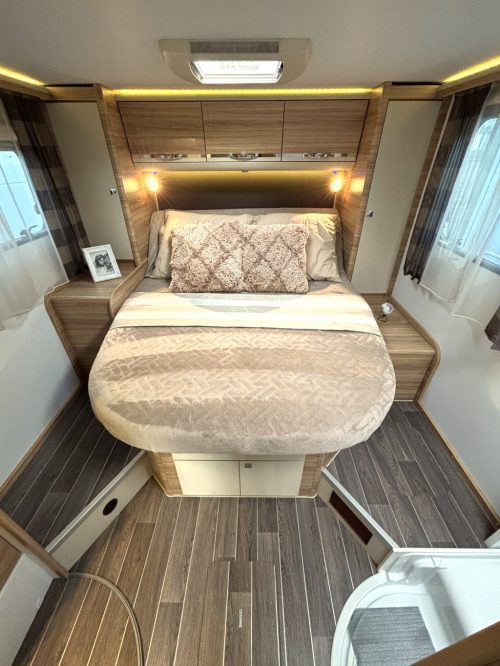 Adria Coral Platinum S 690 SC QUEENSBED ALKO SUSPENSION PNEUMATIQUE photo : 2