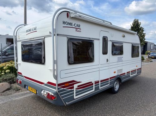 HOME-CAR 526h Racer 470 UE | 2 Single beds | Fully automatic mover | Bicycle carrier | Cassette awning | 3-Burner gas stove photo: 5