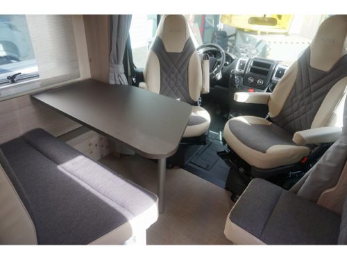 B&uuml;rstner Nexxo Van 620 G Citroen photo: 10