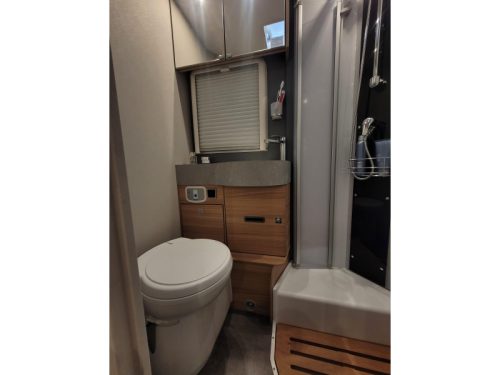 Dethleffs Pulse GT 6811 Single beds flat floor! photo: 20