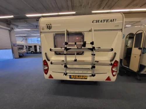 Chateau Calista 450 FHU mover, auvent photo : 2