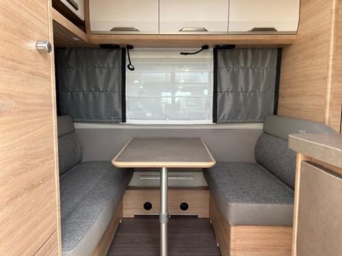 Knaus Sudwind Black Selection 420 QD photo: 6