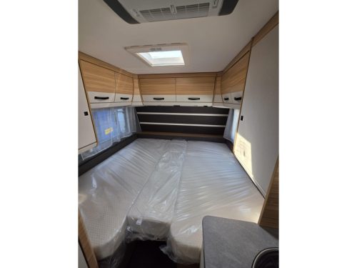 Dethleffs Summer Edition 460 EL Airco, Single beds  photo: 10