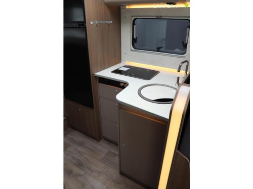 Carado T448 140hp Automatic | Pro + Package | Single beds | Awning | Large garage | Pop-up bed | New from stock available | Panoramic window photo: 10