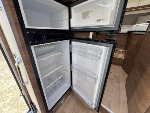 Rapido 666 F Automatic Single beds photo: 17