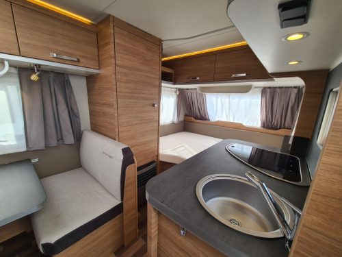 Weinsberg CaraOne 390 QD photo: 9