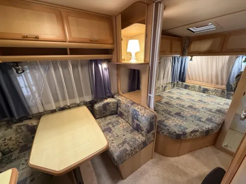 TEC Travel King 390 ATF TRAIN SEATING FIXED BED AWNING photo: 4