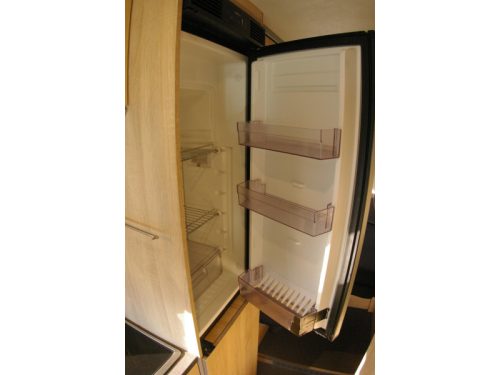 Autocaravana Clever Runner 636 Camas individuales, Techo elevable foto: 13
