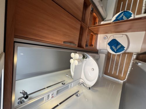 Hymer Exsis-I 504 EX LIT TRANVERSAL+LIT RELEVABLE AUTOMATIQUE EURO6 CLIM DE TOIT photo : 9