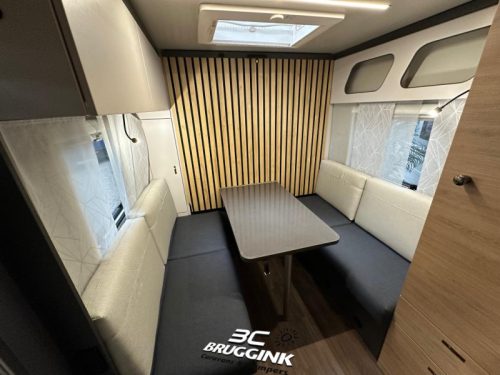 Knaus Yaseo 340 PX KLEIN + BED 1.6M X 2 M!  foto: 2