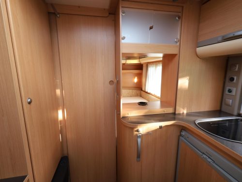 Adria Adora 492 UP mover | awning | canopy photo: 12