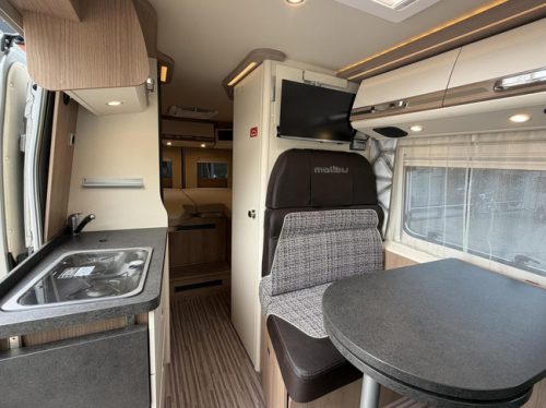 Carthago Malibu 640 LE 9T-Automaat Enkele Bedden 2X Airco Swing Fietsenrek foto: 10