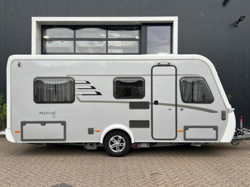 Eriba Nova Light 442 L&auml;ngsbetten, Rangierhilfe, Vorzelt Foto: 16