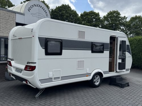 Hobby De Luxe 545 KMF with BUNK BED AND GARAGE **6 Berths/Truma Mover/1st owner/Truma/Alloy wheels/Very neat caravan** photo: 6