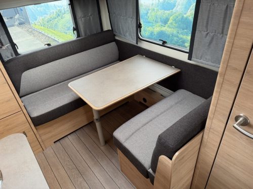 Knaus SUDWIND 420 QD Black Selection Campovolo grey / 50% Offres photo : 5