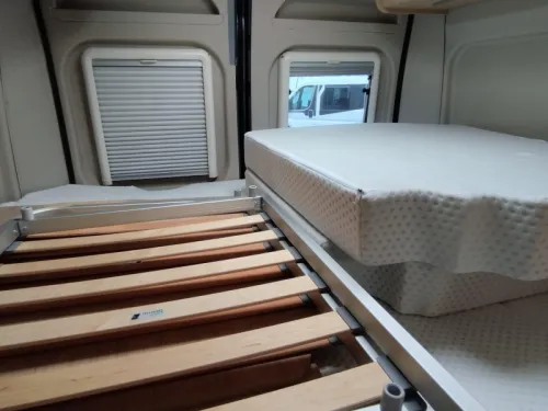 P&ouml;ssl Roadcar 600 R 4 Berths *Carplay* NAVI *  photo: 17