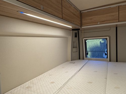 Hymer Yellowstone 640 pop-top roof 160 hp *4 PERSONS* Euro6 Fiat Ducato **Single beds/Pop-top roof with 2 berths/4 seats/Lithium/Sun photo: 22