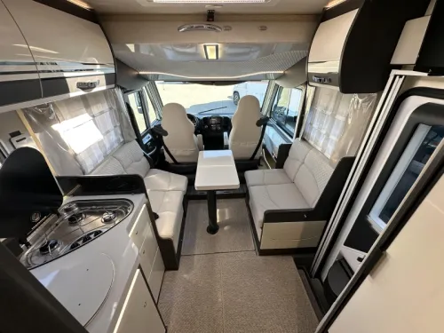 CI Magis Queensbed Dachklimaanlage 140PS Foto: 14