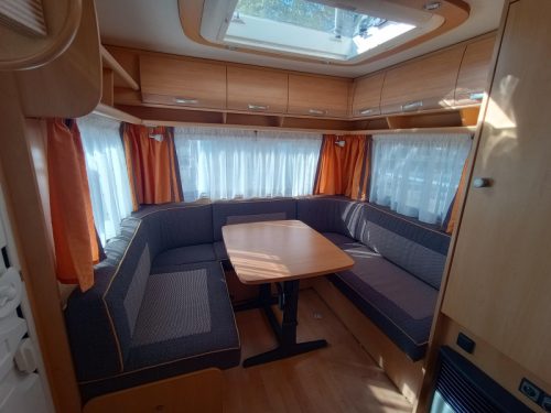 Dethleffs Wohnwagen 540 DBM Vorzelt Foto: 2