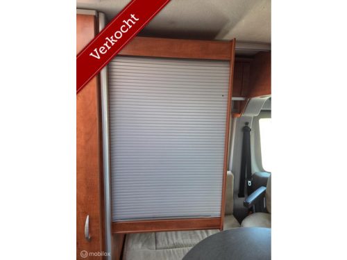 La Strada AVANTI M 5.40 Van conversion ☆Solar panel, 120HP☆ photo: 20