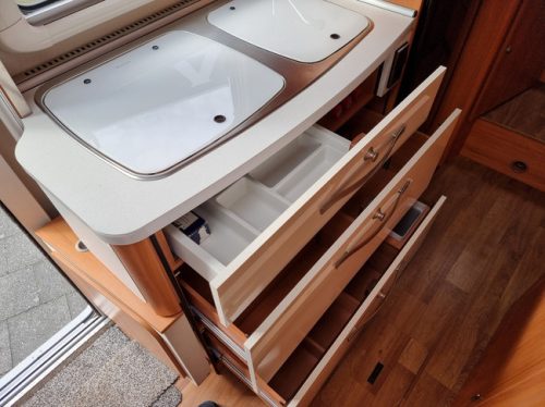 Hymer Exsis 678 | Automatic | Euro-6b | Single beds | Drop-down bed | Camera | Navigation | Top condition! photo: 8