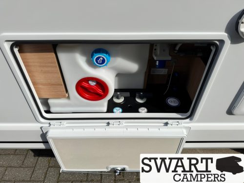 Knaus L!VE TI 650 MEG Platinum Selection Low single beds Automatic photo: 23
