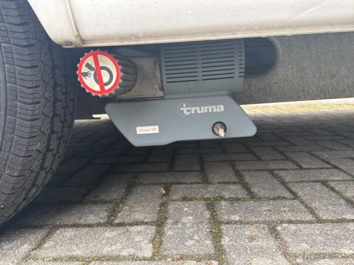 Hobby De luxe Easy 495 UL Mover/Bike rack/Awning photo: 11