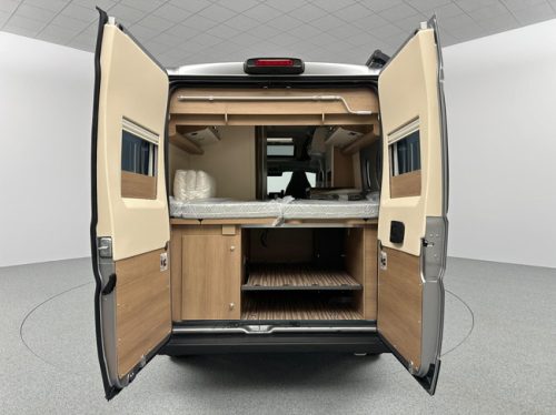 Malibu Van Diversity 600 DB K Charming GT Skyview Foto: 16