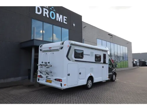 Weinsberg CaraSuite 650 MEG Camas individuales y cama elevable foto: 2