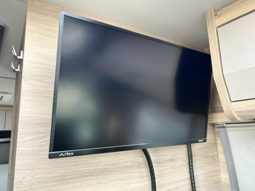 Knaus Platinum Selection 650 MEG levelsyst+Luftfederung Foto: 12