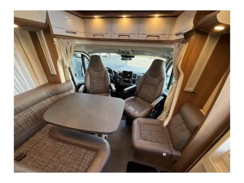 Carthago C-Tourer T 144 LE 4 Personen, LPG, Automatik Foto: 16