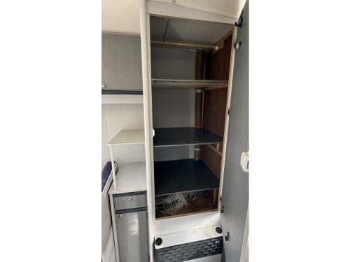 Beyerland Sprinter 430 TM Sitzgruppe Festbett Toilette Foto: 5