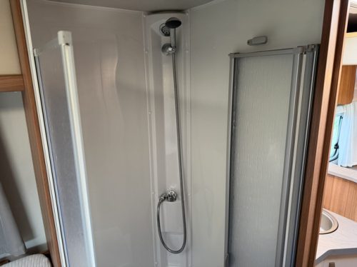Weinsberg CaraSuite 700 ME / Kostenlose Lagerung Foto: 10