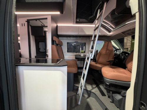 Adria Twin Sports 640 SGX pop-top roof / automatic photo: 24