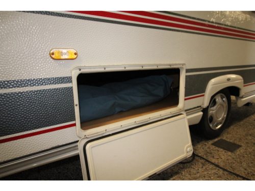 Beyerland Sprinter Lite 390 FB Awning, Bicycle rack photo: 19