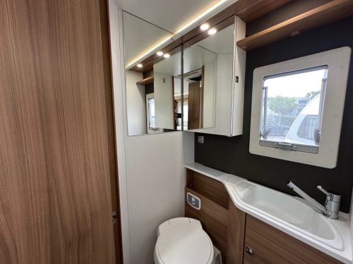 ADRIA CORAL 670 SL AXESS photo: 39