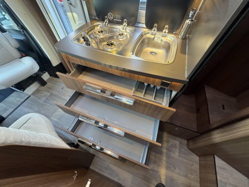 Hymer ML-T 570 Camas individuales compacta foto: 23
