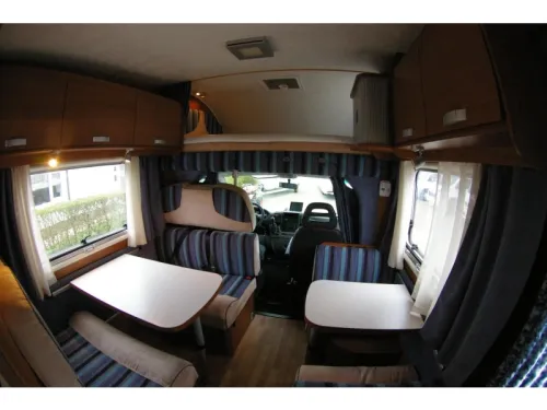 Elnagh Baron 47 D Transverse bunk bed, 2x air conditioning photo: 4