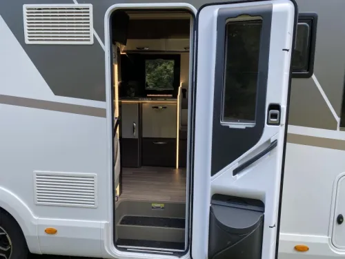 McLouis Carat 870 NL Motorhome NAP 1st owner photo: 6