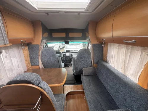 Chausson Alegro 67 Mit Franz&ouml;sisches Bett und Tempomat Foto: 15