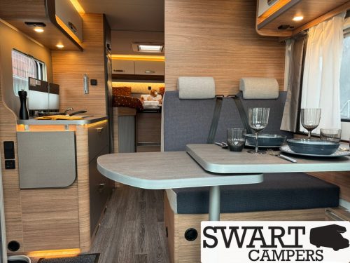 Weinsberg CaraLoft Ford 650 MEG, 155 hp automatic Single beds photo: 11